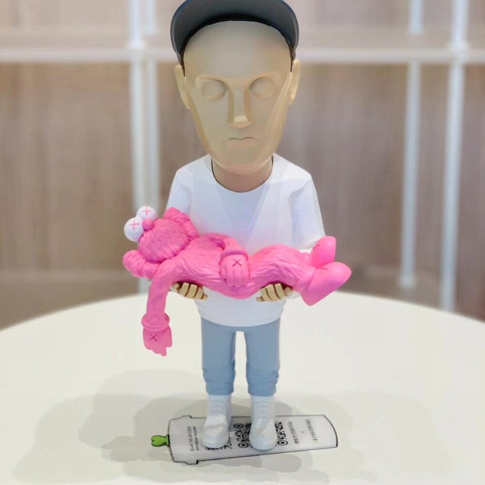 Celebrity Artist Actor Designer Culture Luxury Figure (Bryan Donnelly Kaws Pink) - Picture 3 of 10